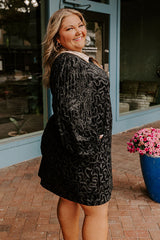 Chardonnay And Candlelight Velvet Mini Dress in Black Curves