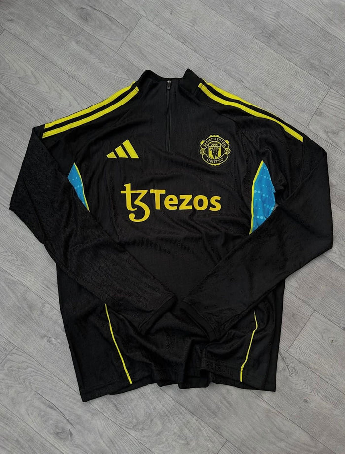 Manchester United zipper