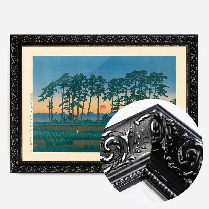 21x30cm | 8¼ x 11¾in / Black Ornate Frame